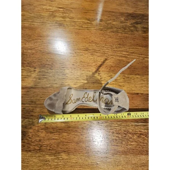 Sam Edelman Odila Scalloped Block Heel Sandals Suede Nude Beige Size 9 Dressy - Picture 4 of 8